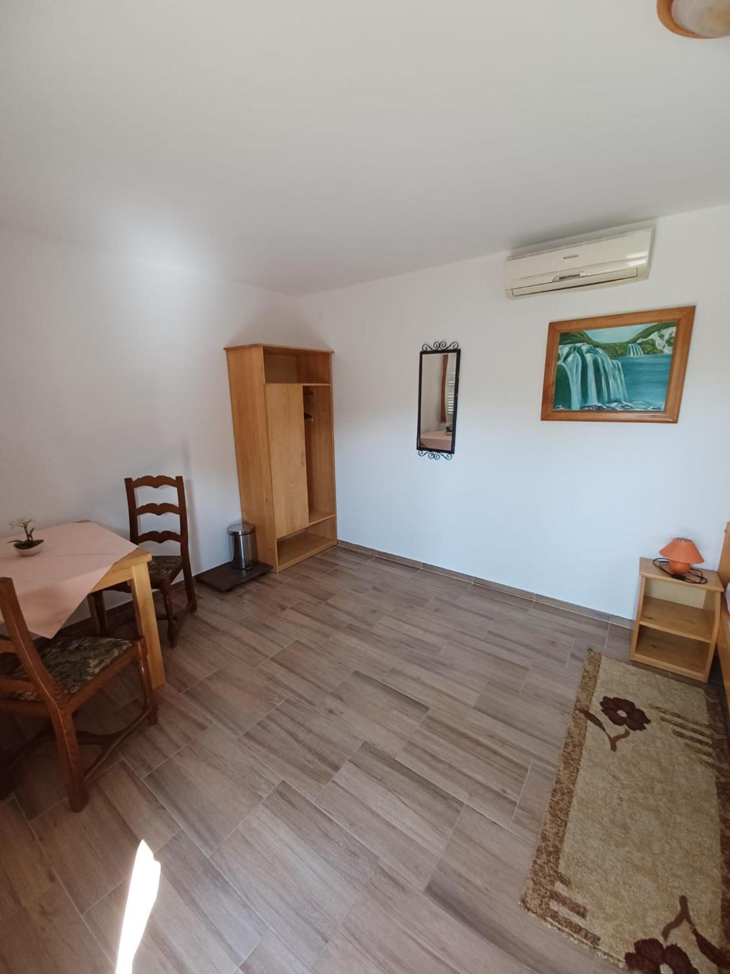 לינה וארוחת בוקר גרבובץ Bed & Breakfast Helena מראה חיצוני תמונה